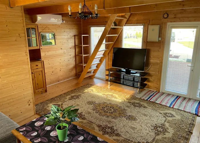 Pulli-aiku Puhkemaja Pulli (Saaremaa)